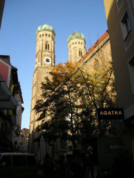 Frauenkirche
[450×600 – 0 kB]