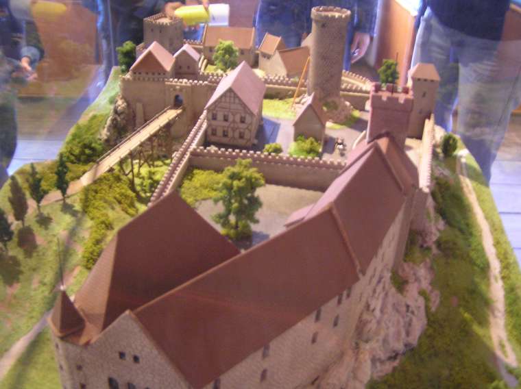 Model hradu
[760×569 – 0 kB]