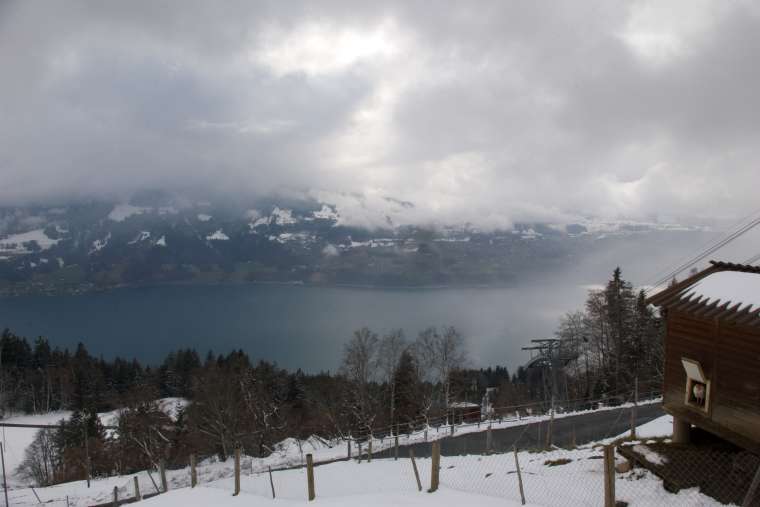 jezero u Thunu v pozad s Alpama
[760×507 – 0 kB]