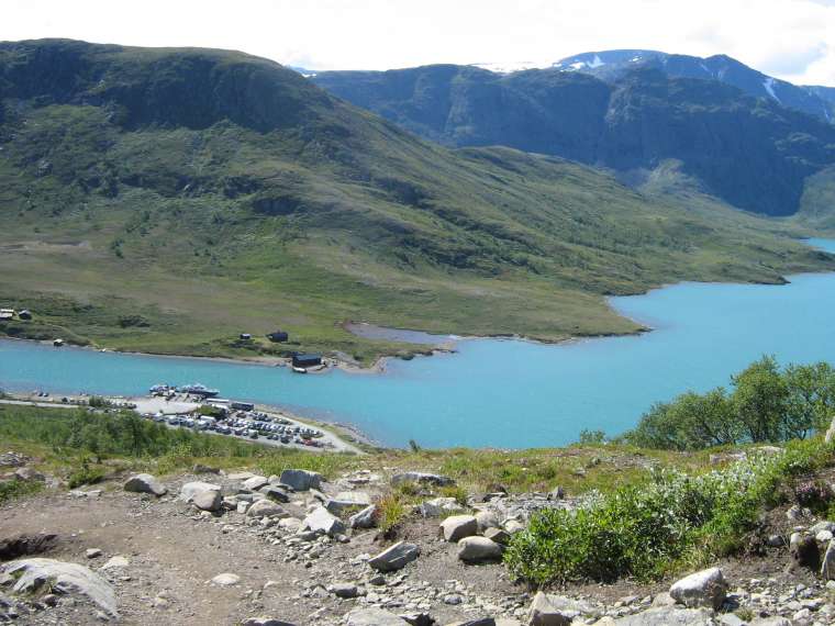 Pohled na malebn horsk jezero
[760×570 – 0 kB]