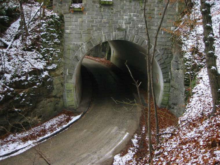 Tunel ped Kokonem
[760×570 – 0 kB]