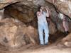 Ondra s Racy při průzkumu jeskyně u Bubovických vodopádů