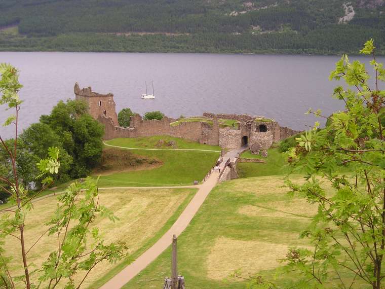 Loch Nessk hrad...
[760×570 – 0 kB]